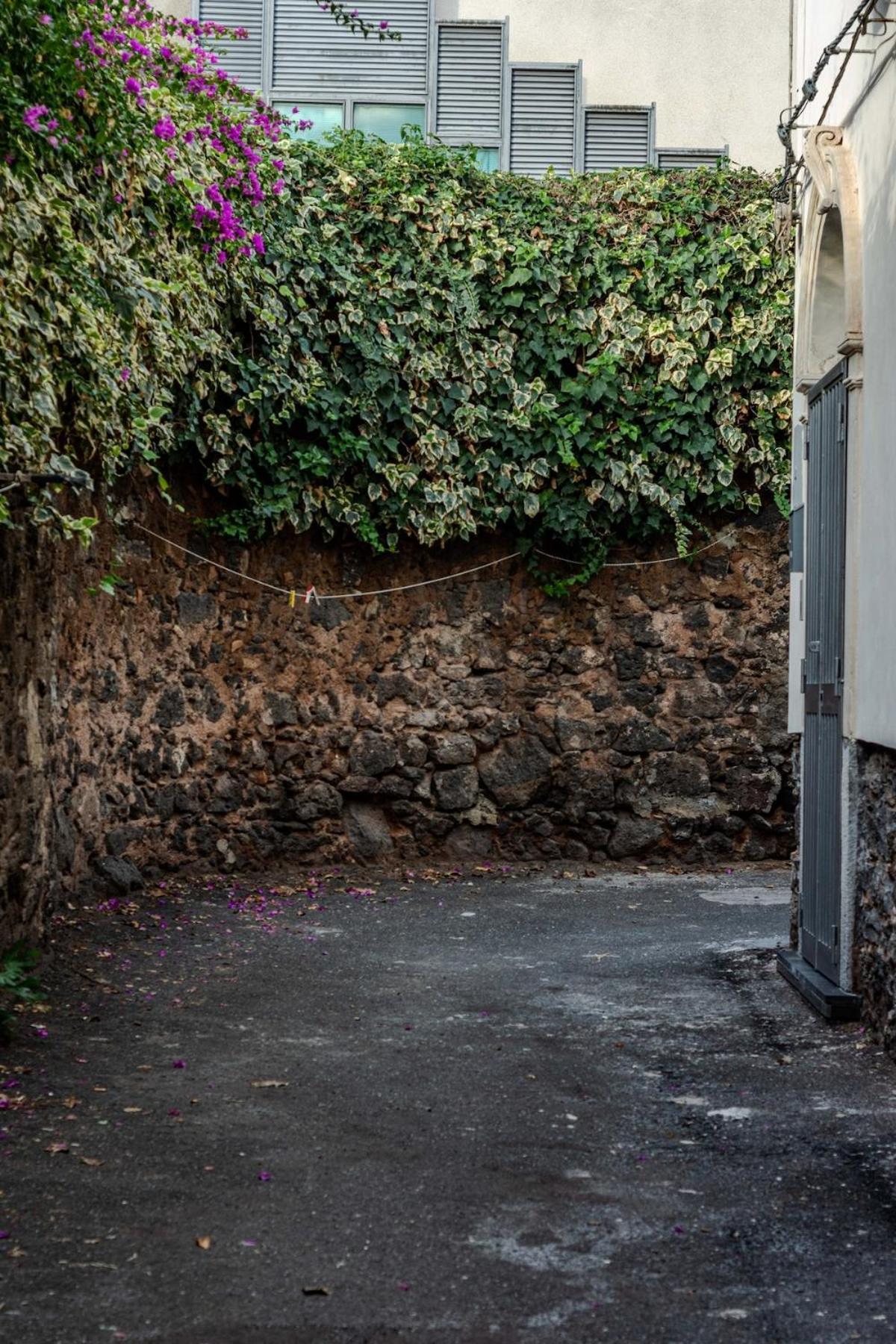 Casa Del Essenza Aeroporto di Catania Fontana Rossa